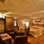 Harman Cave Hotel