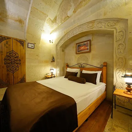 Harman Cave Hotel