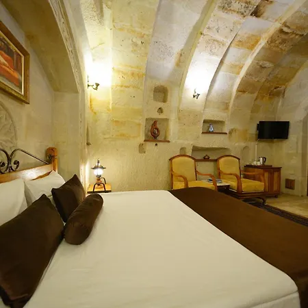 Hotel Harman Cave