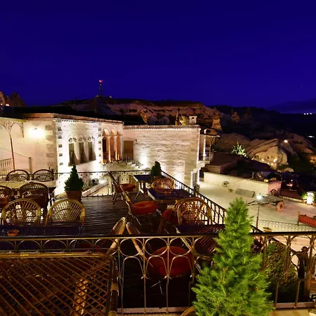 Harman Cave Hotel 3*