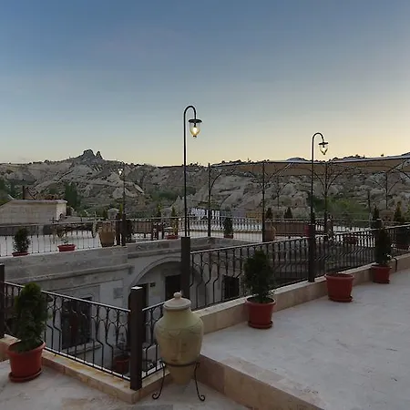 Harman Cave Hotel